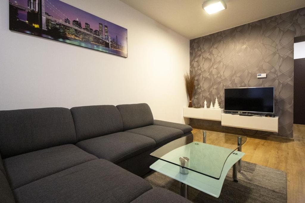 Apartman Adam Veľký Slavkov Eksteriør billede