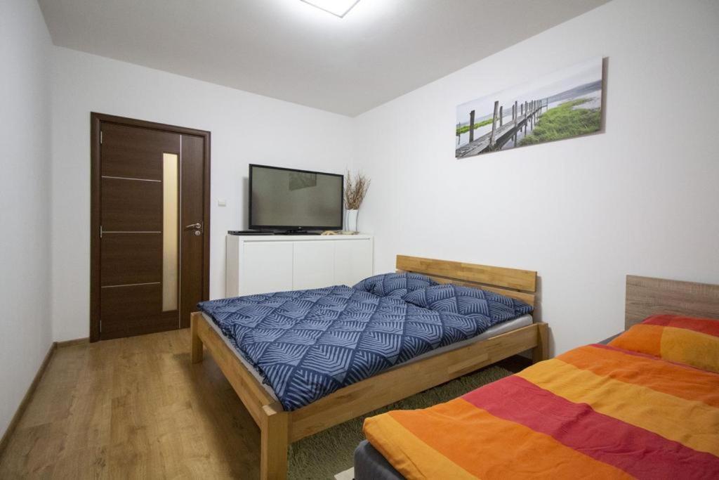 Apartman Adam Veľký Slavkov Eksteriør billede